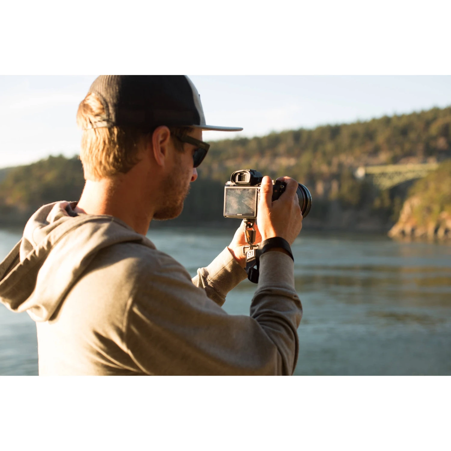 BlackRapid Wrist Breathe Camera Strap With FR-5 FastenR Breathe(Blackrapid Wrist Breathe Camera Strap With Fr 5 Fastenr Breathe) 9 BlackRapid Wrist Breathe Camera Strap With FR-5 FastenR Breathe(Blackrapid Wrist Breathe Camera Strap With Fr 5 Fastenr Breathe) - Image 9