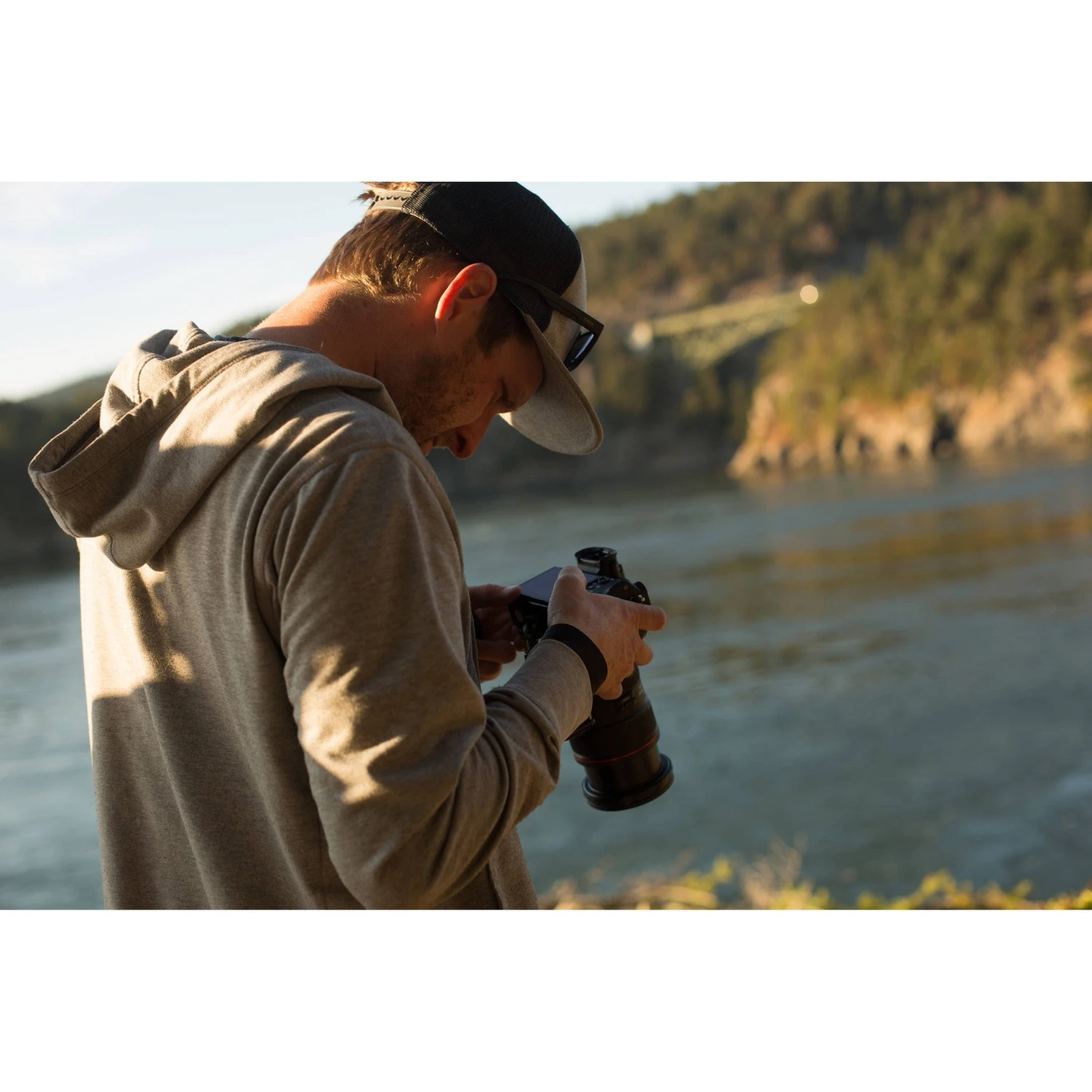 BlackRapid Wrist Breathe Camera Strap With FR-5 FastenR Breathe(Blackrapid Wrist Breathe Camera Strap With Fr 5 Fastenr Breathe) 3 BlackRapid Wrist Breathe Camera Strap With FR-5 FastenR Breathe(Blackrapid Wrist Breathe Camera Strap With Fr 5 Fastenr Breathe) - Image 3