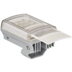 Raytec VARIO2 W4 Medium Range White-Light Illuminator(Raytec Vario2 W4 Medium Range White Light Illuminator) -Celestron Shop 1491509713000 IMG 783659