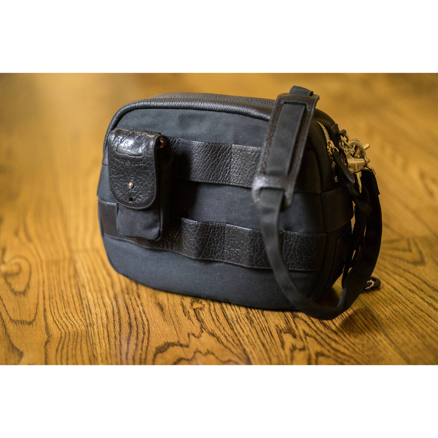 HoldFast Gear Sightseer Cell Pouch (Black/Black)(Holdfast Gear Sightseer Cell Pouch Black Black 1) 5 HoldFast Gear Sightseer Cell Pouch (Black/Black)(Holdfast Gear Sightseer Cell Pouch Black Black 1) - Image 5