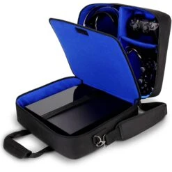 USA GEAR S13 Travel Carrying Case For PlayStation 4 (Gray/Blue)(Usa Gear S13 Travel Carrying Case For Playstation 4 Gray Blue) 9 USA GEAR S13 Travel Carrying Case For PlayStation 4 (Gray/Blue)(Usa Gear S13 Travel Carrying Case For Playstation 4 Gray Blue) -Celestron Shop 1532540807 IMG 1034780