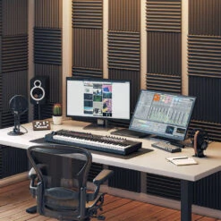 ALOGIC Clarity Max Touch 32" 4K HDR Multi-Touch Monitor With Webcam(Alogic Clarity Max Touch 32 4k Hdr Multi Touch Monitor With Webcam) -Celestron Shop 1708942594 IMG 2195064