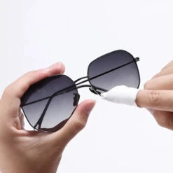 Ulanzi CO25 High-Density Fiber Lens Cleaning Cloth (50-Pack)(Ulanzi Co25 High Density Fiber Lens Cleaning Cloth 50 Pack) 13 Ulanzi CO25 High-Density Fiber Lens Cleaning Cloth (50-Pack)(Ulanzi Co25 High Density Fiber Lens Cleaning Cloth 50 Pack) -Celestron Shop 1722350860 IMG 2301726