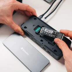 Verbatim 15-in-1 USB-C Pro Docking Station With 256GB Vi3000 SSD(Verbatim 15 In 1 Usb C Pro Docking Station With 256gb Vi3000 Ssd) -Celestron Shop 1738156090 IMG 2420202