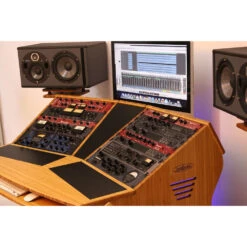 JamRacks VDesk Audio Workstation (28 RU)(Jamracks Vdesk Audio Workstation 28 Ru) -Celestron Shop 1739801936 IMG 2433581