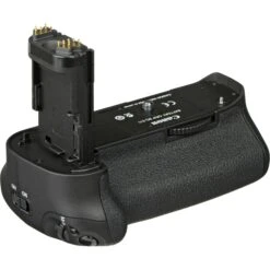 Canon BG-E11 Battery Grip For EOS 5D Mark III, 5DS, & 5DS R(Canon Bg E11 Battery Grip For Eos 5d Mark Iii 5ds 5ds R)